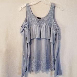 Cold shoulder long sleeve lacey top